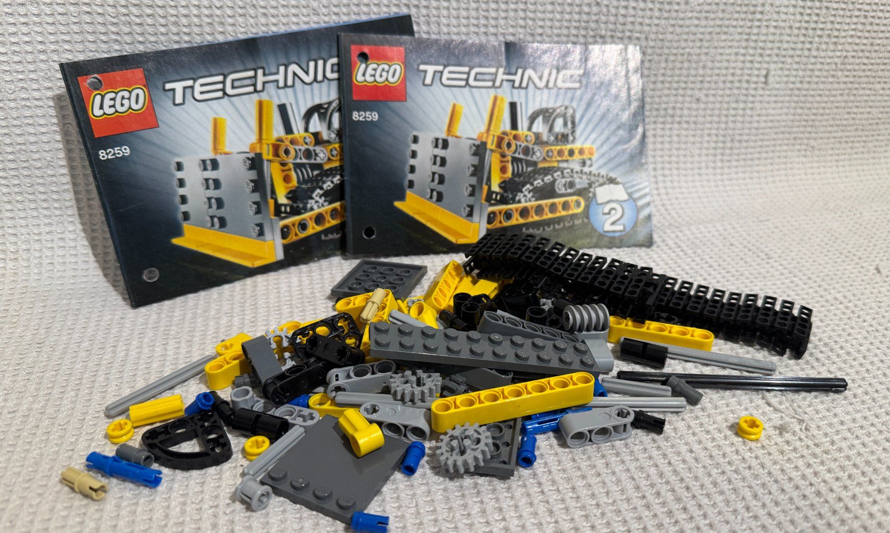 Technics Kit di costruzioni: Lego Technic 8259 Mini Bulldozer komplett – Usato da Wettingen venduto da Santa_claus 1