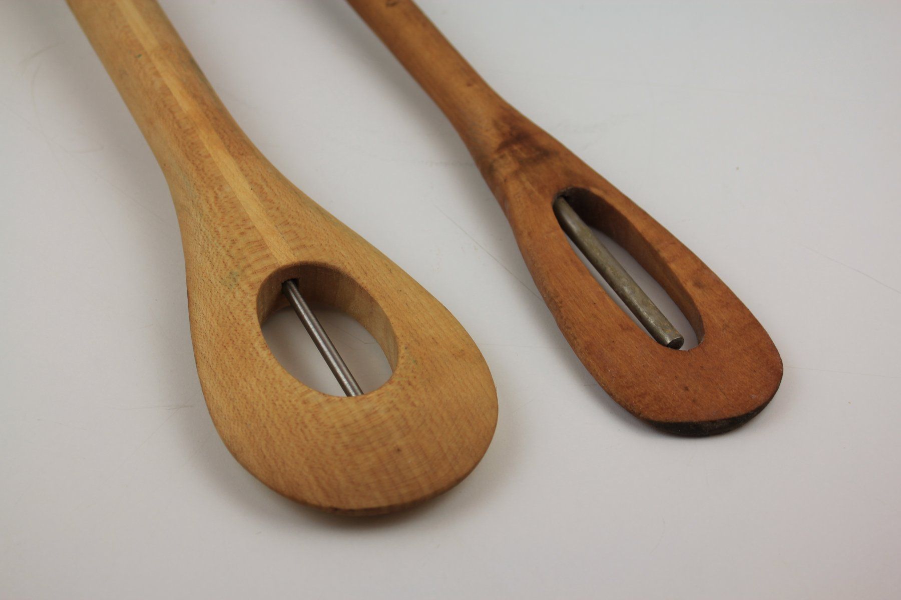 Küchengeräte: 2 Küchen-Thermometer aus Holz – Gebraucht aus Basel von IRMAundFRED 2