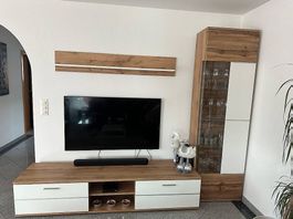 4-teiliges Wandmöbel-Set (SUPER Zustand, ca. 2-Jährig)