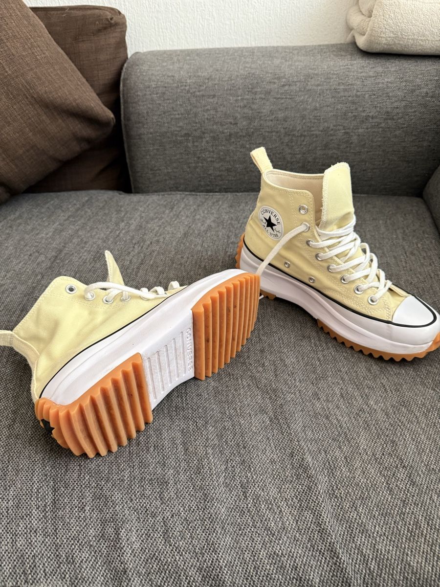 Converse Scarpe da donna: Converse Chuck Taylor – Nuovo (secondo la descrizione) da Le Locle venduto da tchanatakoua 9