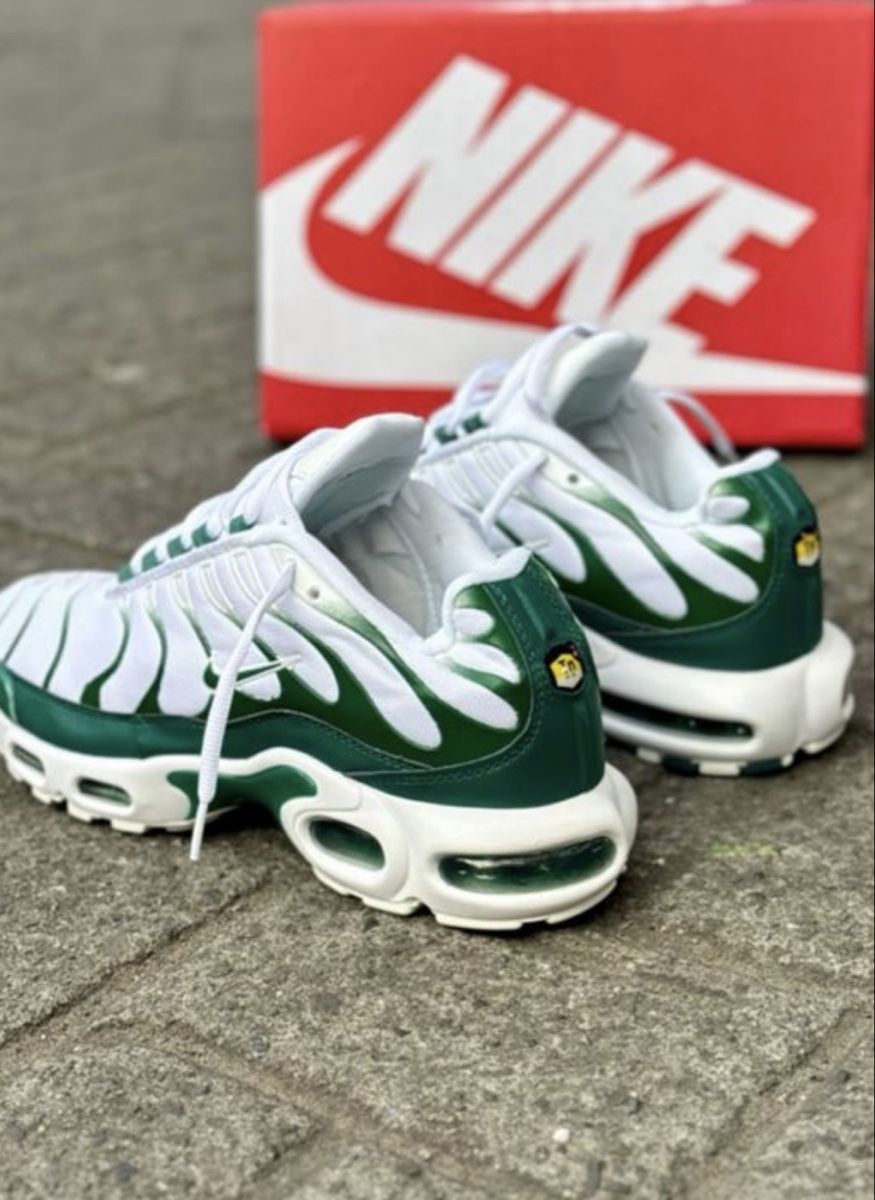 Nike Herrenschuhe: Nike Air Max TN Lacoste Grösse 38 NEU – Neu und originalverpackt aus Oetwil an der Limmat von misssenzapensieri 1