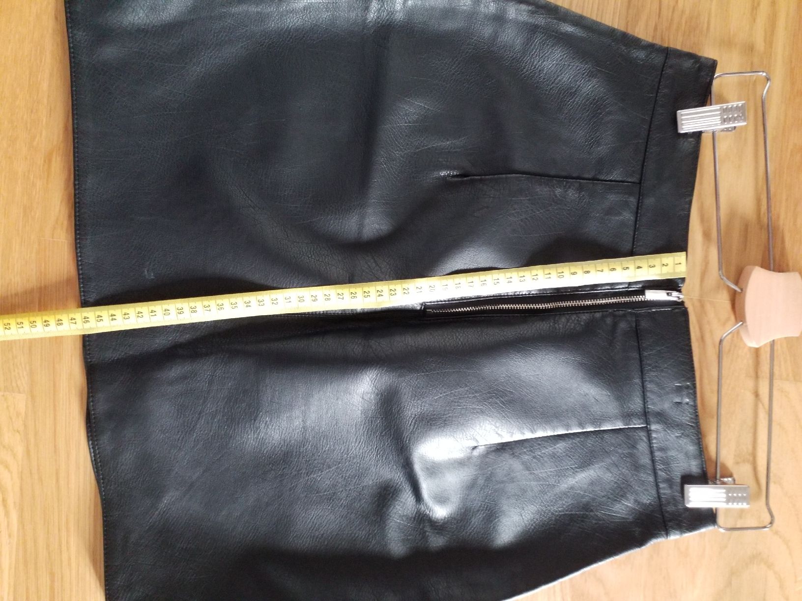 Röcke: Black Faux Leather Mini Skirt – Gebraucht aus Luzern von _Lobster_ 5