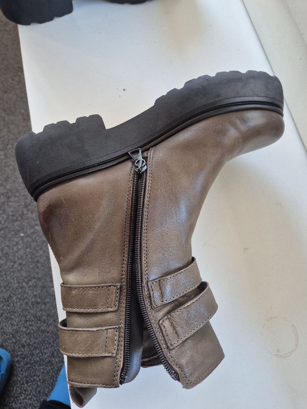 Mjus Damenschuhe: Schöne Winter Boots Mjus, Grösse 38, Neu – Neu (gemäss Beschreibung) aus Herrliberg von SELENONAUTKA 5