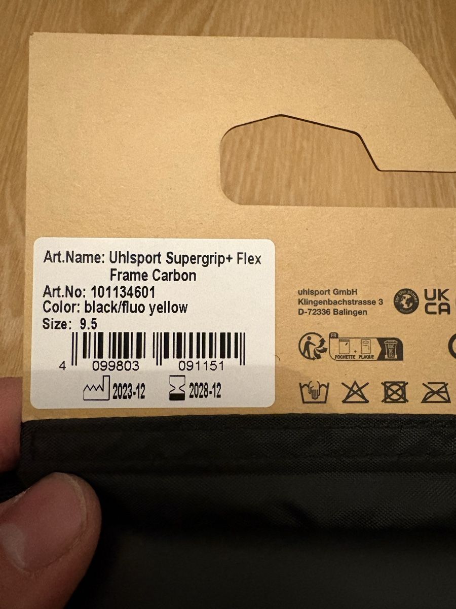 Gants & mitaines : Uhlsport Supergrip+ Flex Frame Carbon, Grösse 9.5, Neu! – Neuf avec emballage d'origine à Emmenbrücke par A1i 2