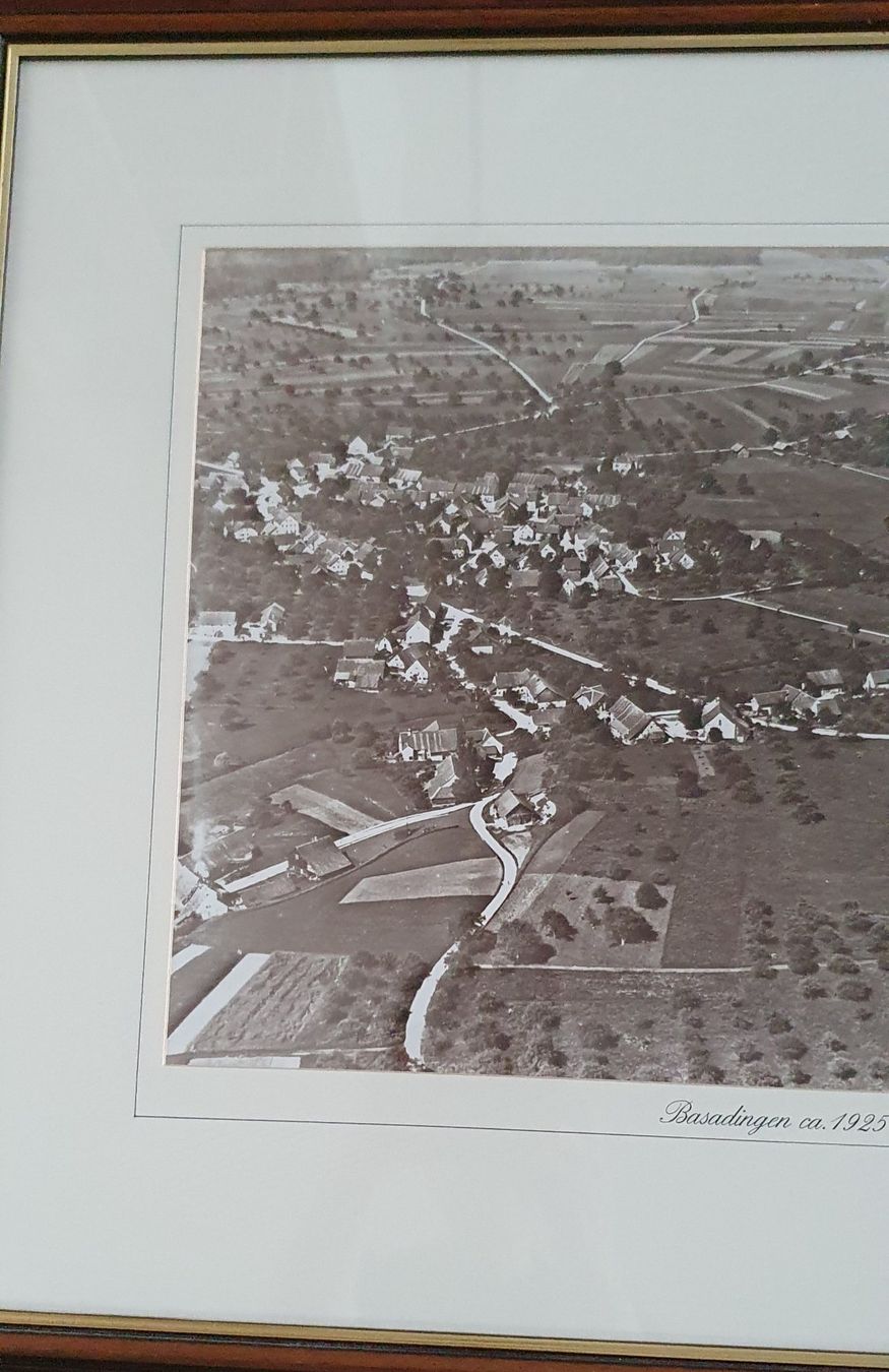 Poster & Bilder: Grosses Bild - Flugaufnahme von Basadingen  - um 1925 – Gebraucht aus Kreuzlingen von Rschweiz1 2