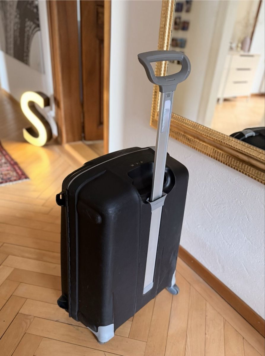 Valises de voyage: Samsonite Hartschalenkoffer, Typ Aeris Spinner 75 – D'occasion à Näfels par Triibholz 9