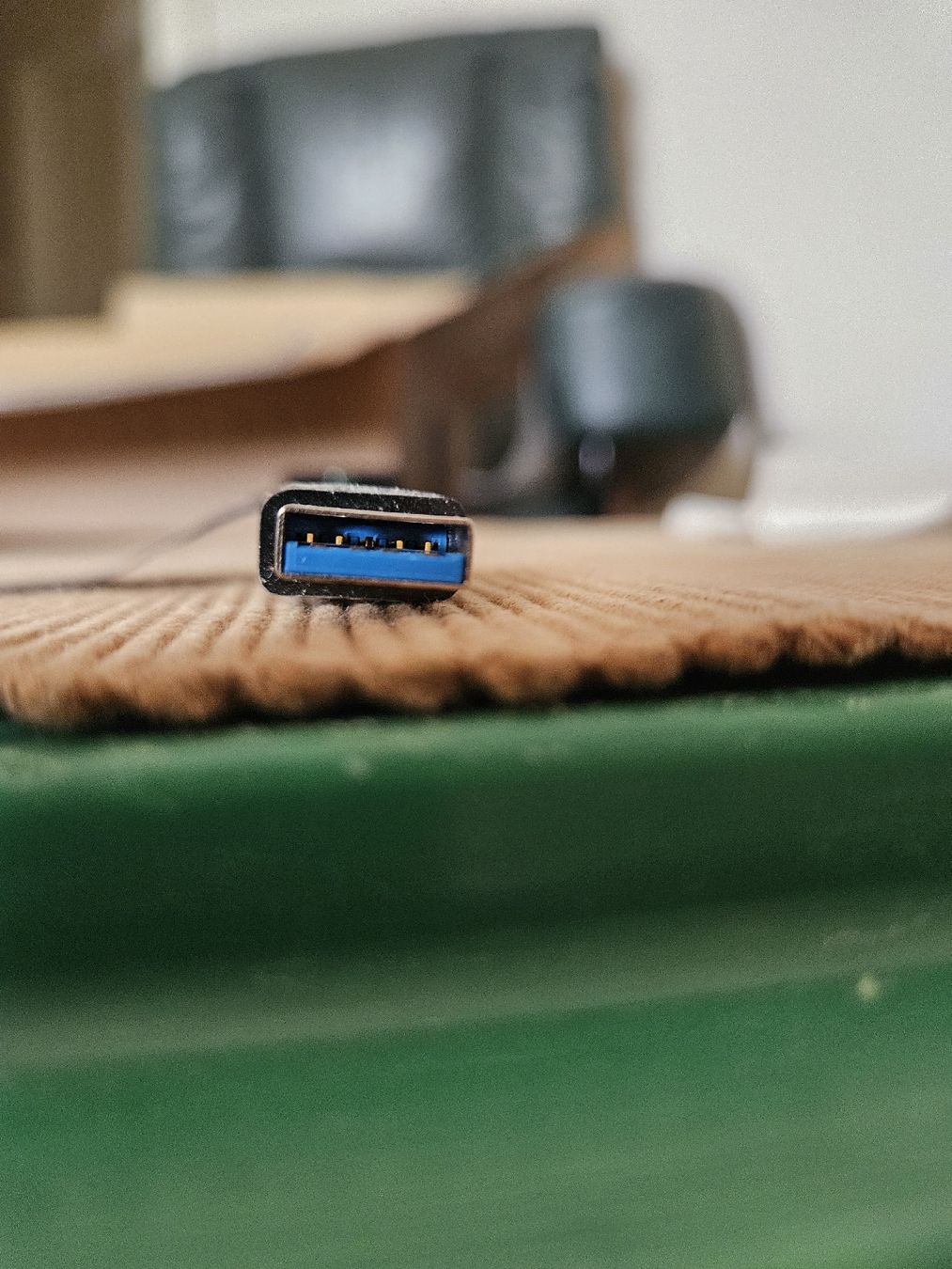 Hewlett Packard Cavi: HP USB  3 zu RJ45 – Nuovo (secondo la descrizione) da Niederbipp venduto da gui_lx9g 3