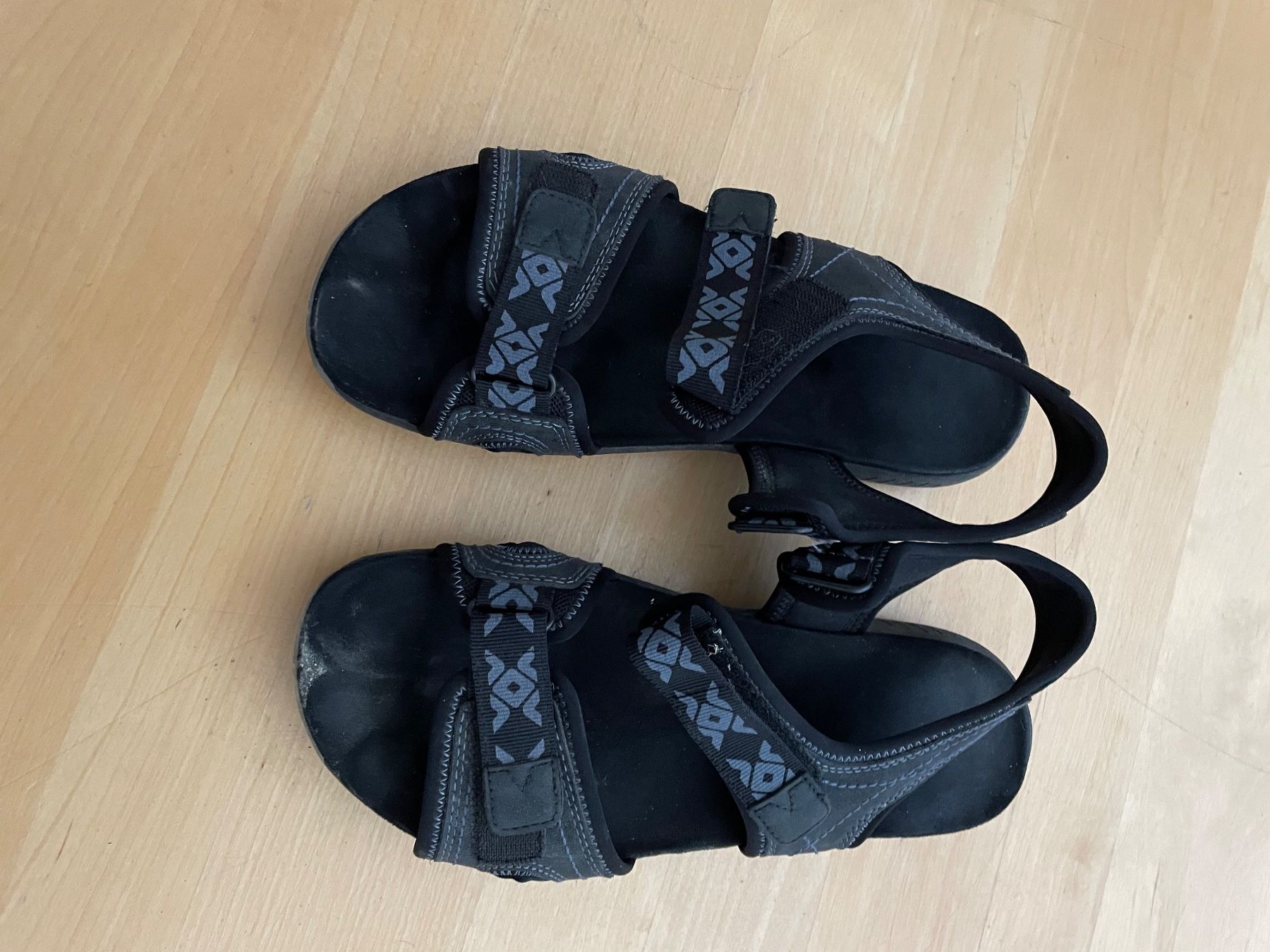 Scarpe da donna: Sandalen gr.39 – Usato da Zofingen venduto da Hathoway