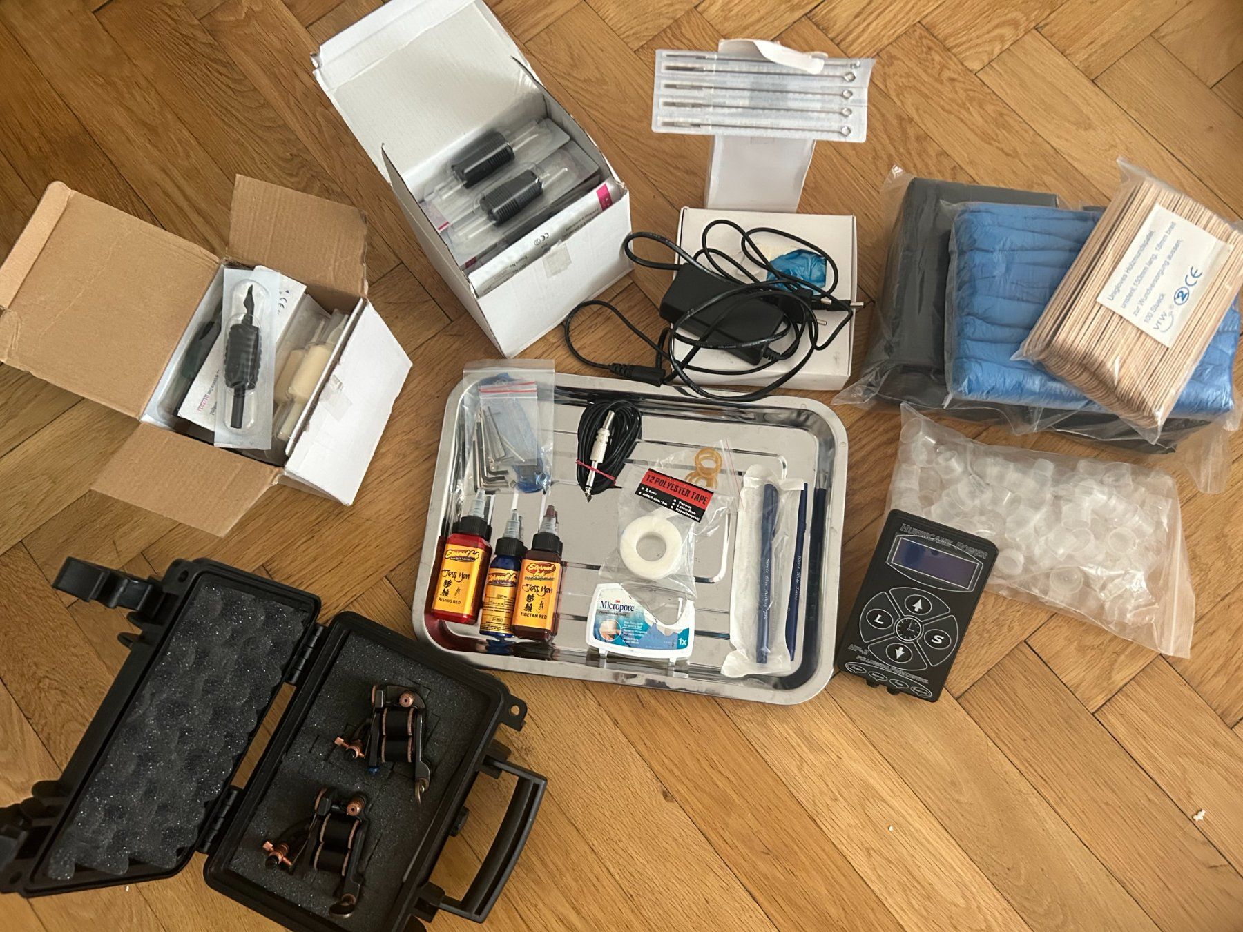 Alle Werkzeuge: Kit tattoo – Gebraucht aus Genève von Babutxi 2