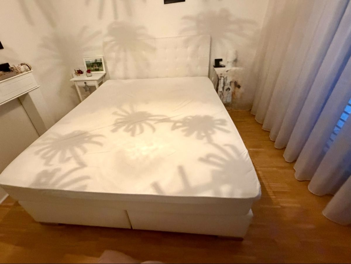 Lits: Boxspringbett weiss mit Kopfteil – D'occasion à Gossau ZH par lim_67nn 3