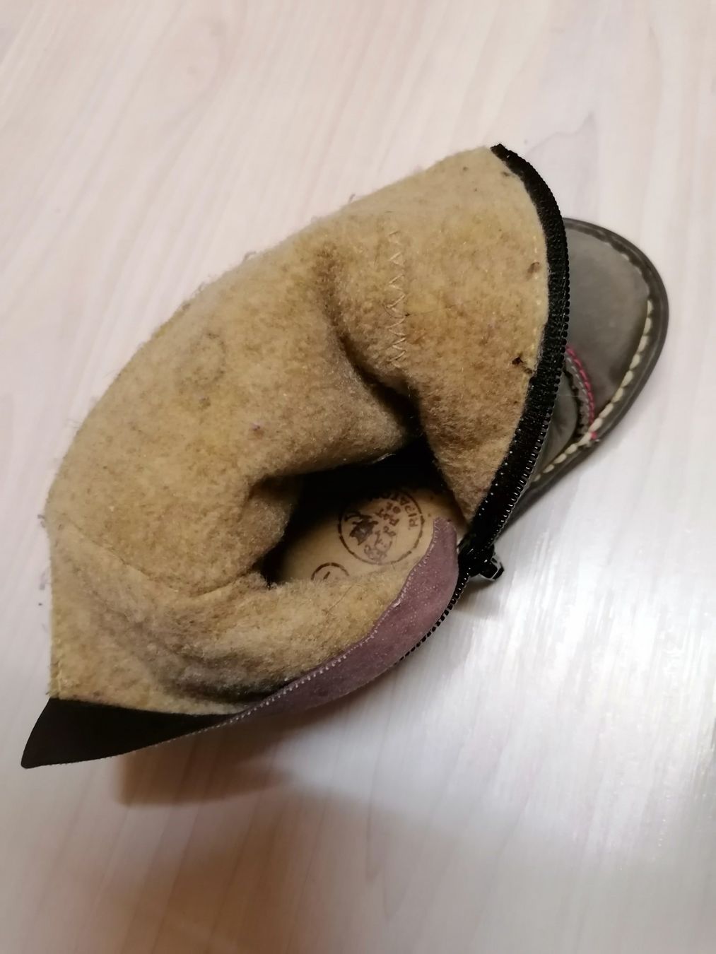 Chaussures filles: Bottes, chaussures, bottines chaudes – D'occasion à Montcherand par petiteoune75 7