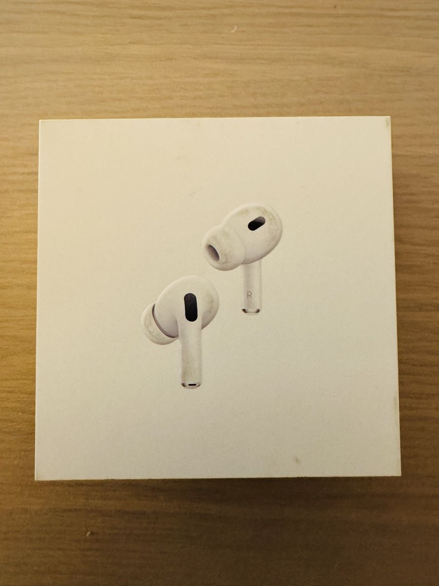 Apple Cuffie: Apple AirPods Pro 2. Generation mit Case  – Usato da Winterthur venduto da salebook