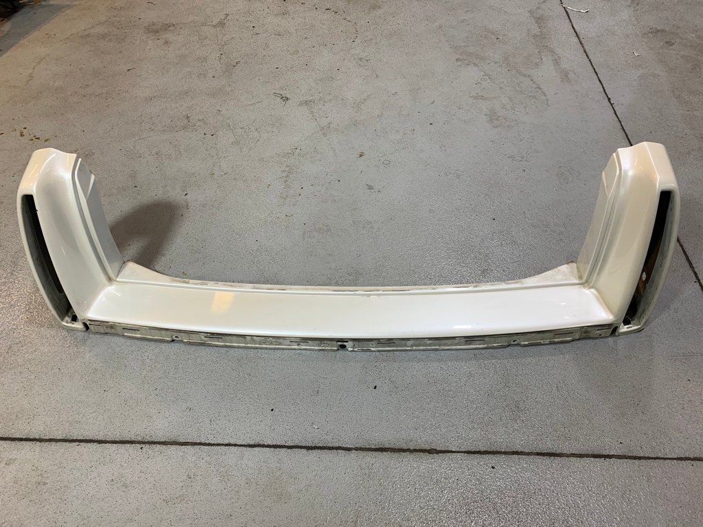 Cadillac Alle Autoersatzteile: Stossstange Cadillac Deville 95-96 hi – Gebraucht aus Stetten AG von klappag