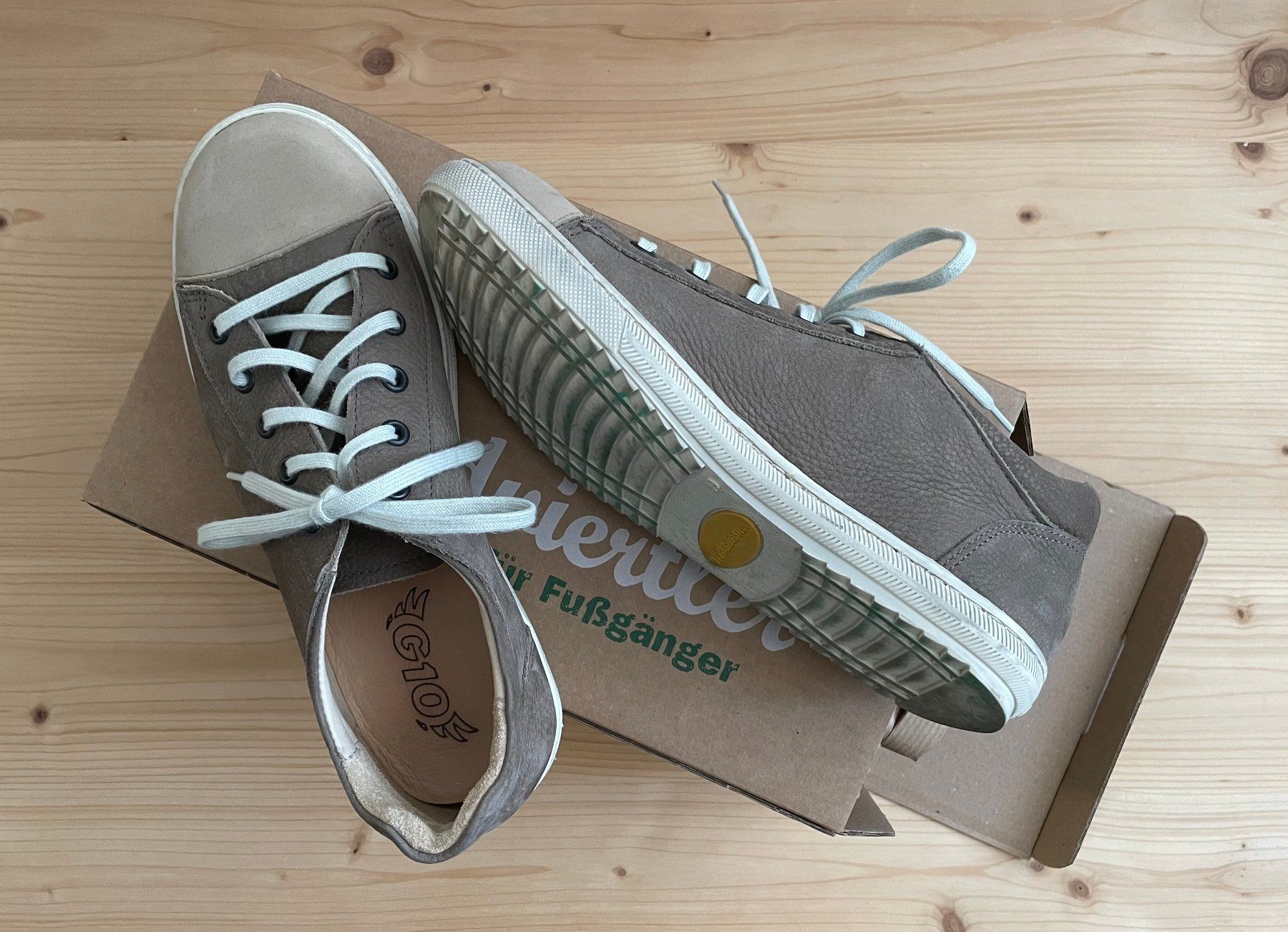 Scarpe da donna: Waldviertler Chui flachs Grösse 39 – Nuovo (secondo la descrizione) da chur venduto da 8zeichen 1