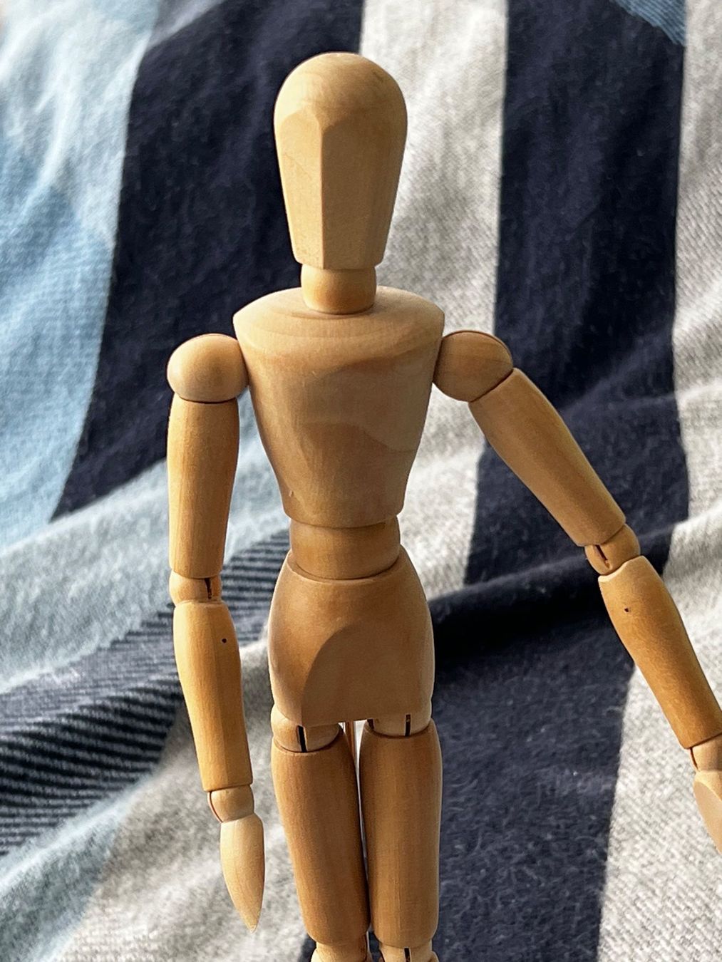 Figurines: Gliederpuppe aus Holz – D'occasion à Zürich par iwotivo 4