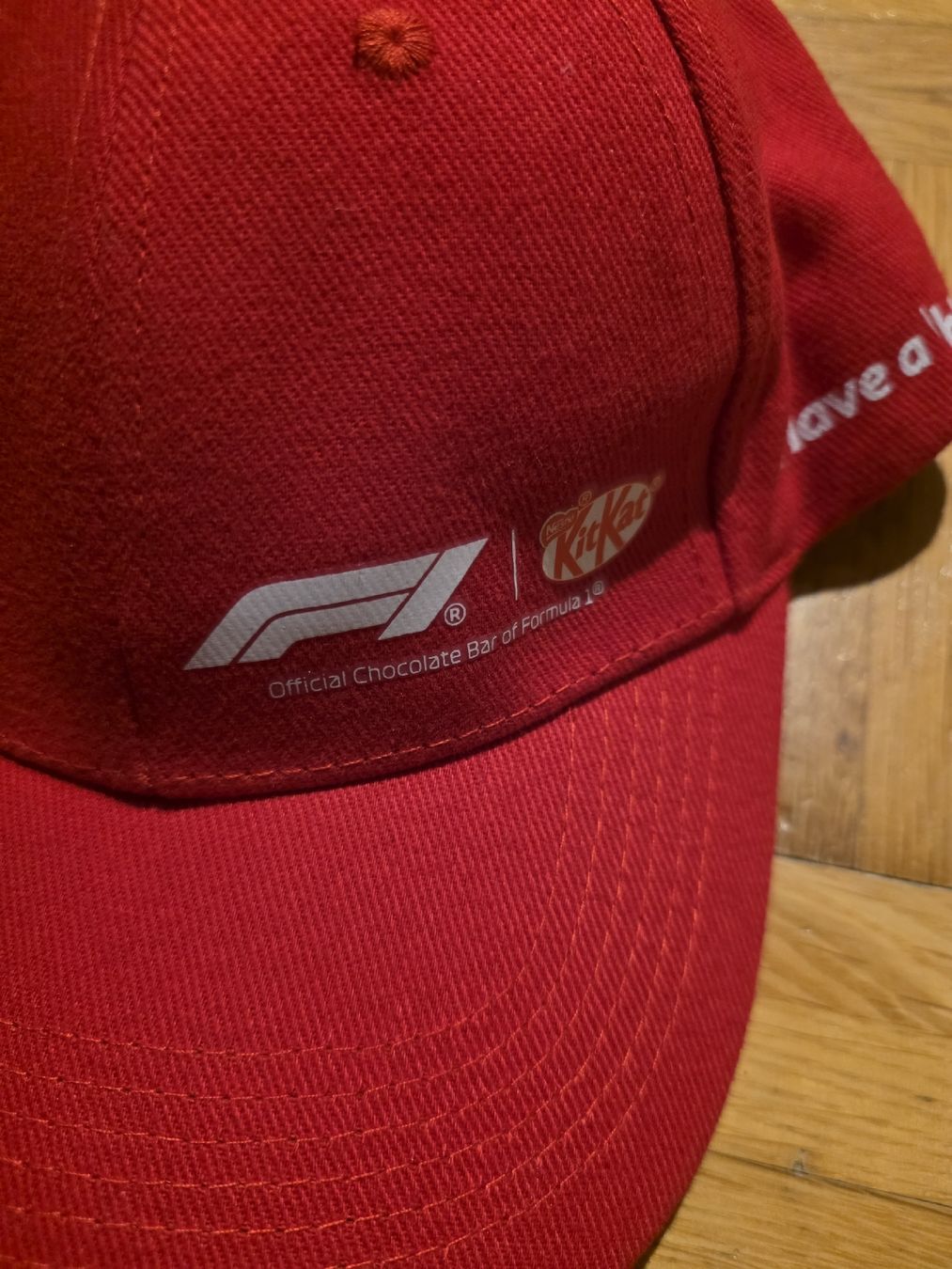 Copricapi, berretti & cappellini: Rote F1 Kitkat Cap Formel 1 – Usato da Dorf venduto da Echo_Elements 2