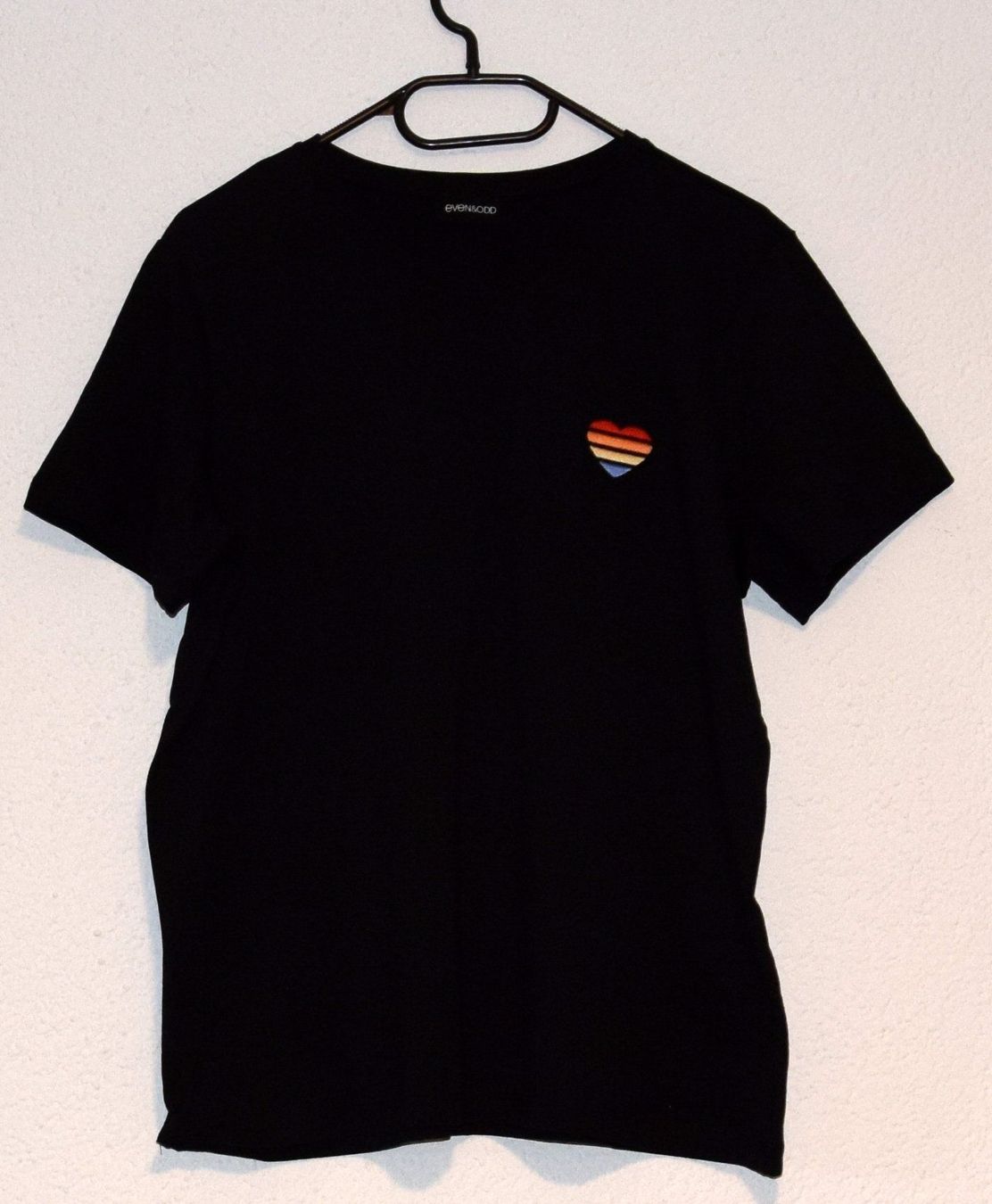T-shirt: T'Shirt – Nuovo (secondo la descrizione) da Bern venduto da Nicky1