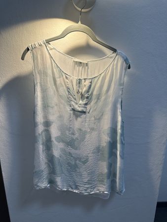 Damen Oberteil NILE M weiss-blau geblümt 