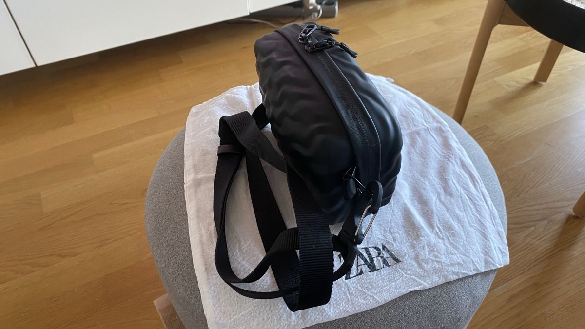 Zara Taschen: Hardshell shoulder bag – Neu (gemäss Beschreibung) aus Basel von jav_ck26 1
