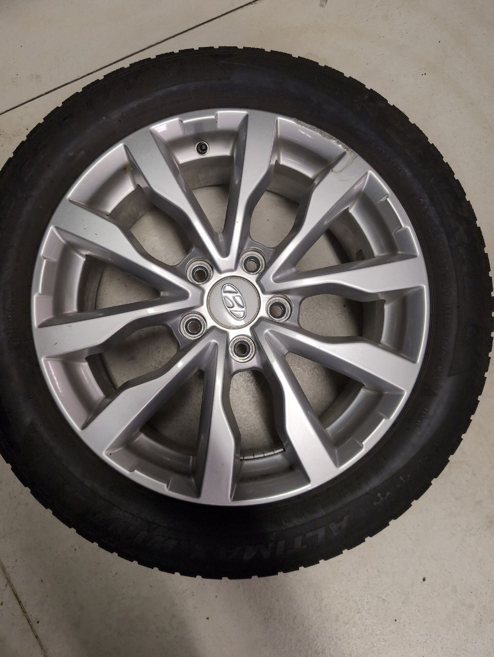 Pneumatici & Ruote complete: 4 Winterräder zu Hyundai Kona – Usato da Trimstein venduto da ef79
