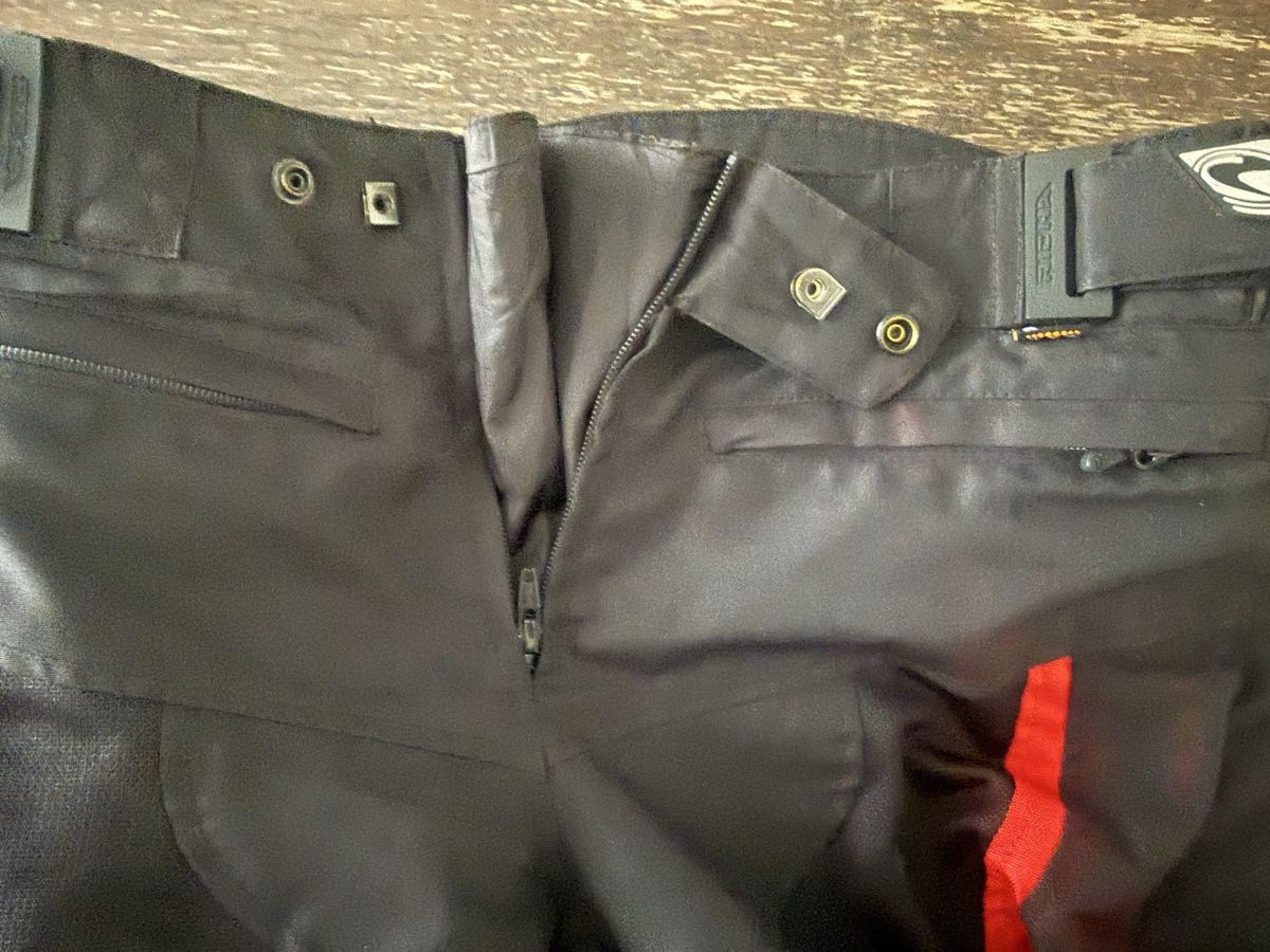 Hosen: Motorad-Hose der Marke Richa – Gebraucht aus Sutz von smi_jcj8 5