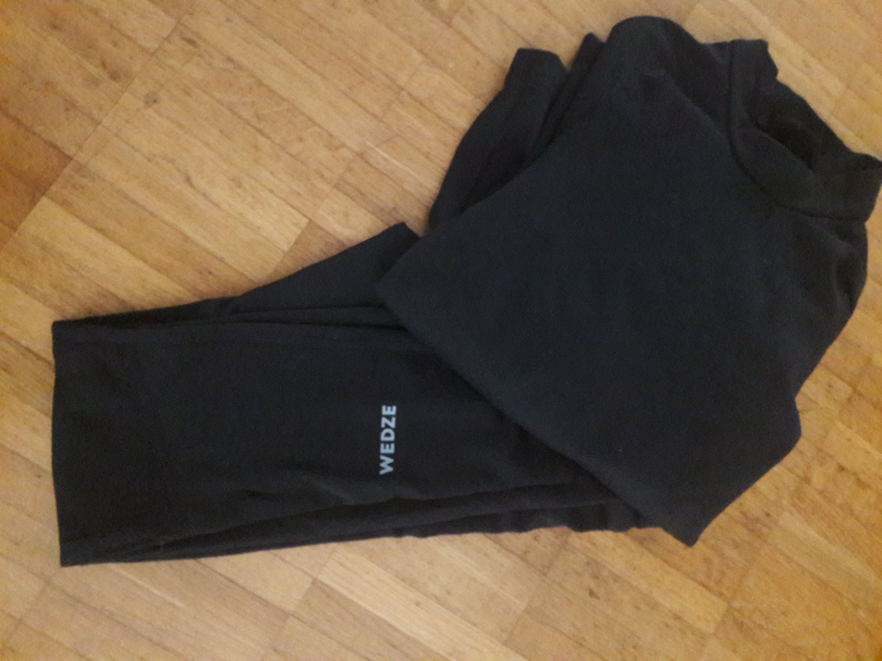 Decathlon Biancheria intima: THERMO-UNTERWÄSCHE - KINDER - ca. 128 - Schwarz – Usato da Luzern venduto da miocarobabbonetoscan 1