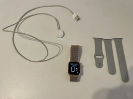 Apple Watch Series 3 Cellular 38mm Roségold mit Zubehör