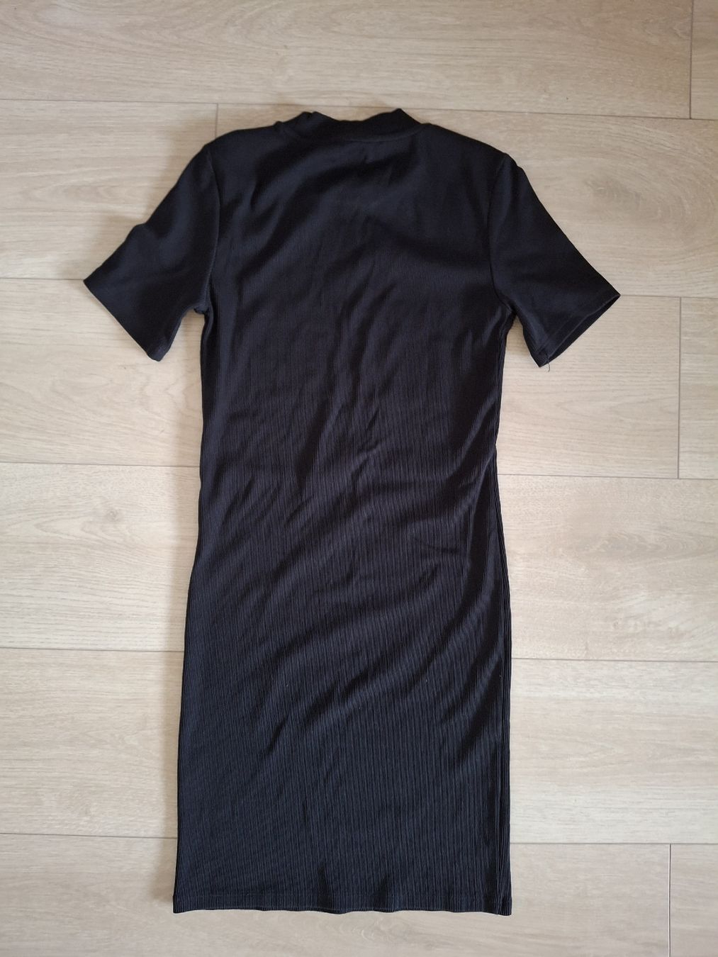 Bershka Vestiti: Robe noire Bershka – Usato da Ecublens FR venduto da kla_th5j 2