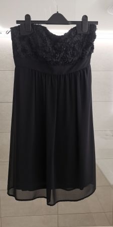Elegantes Schwarzes Kleid mit Rosen Gr. 40