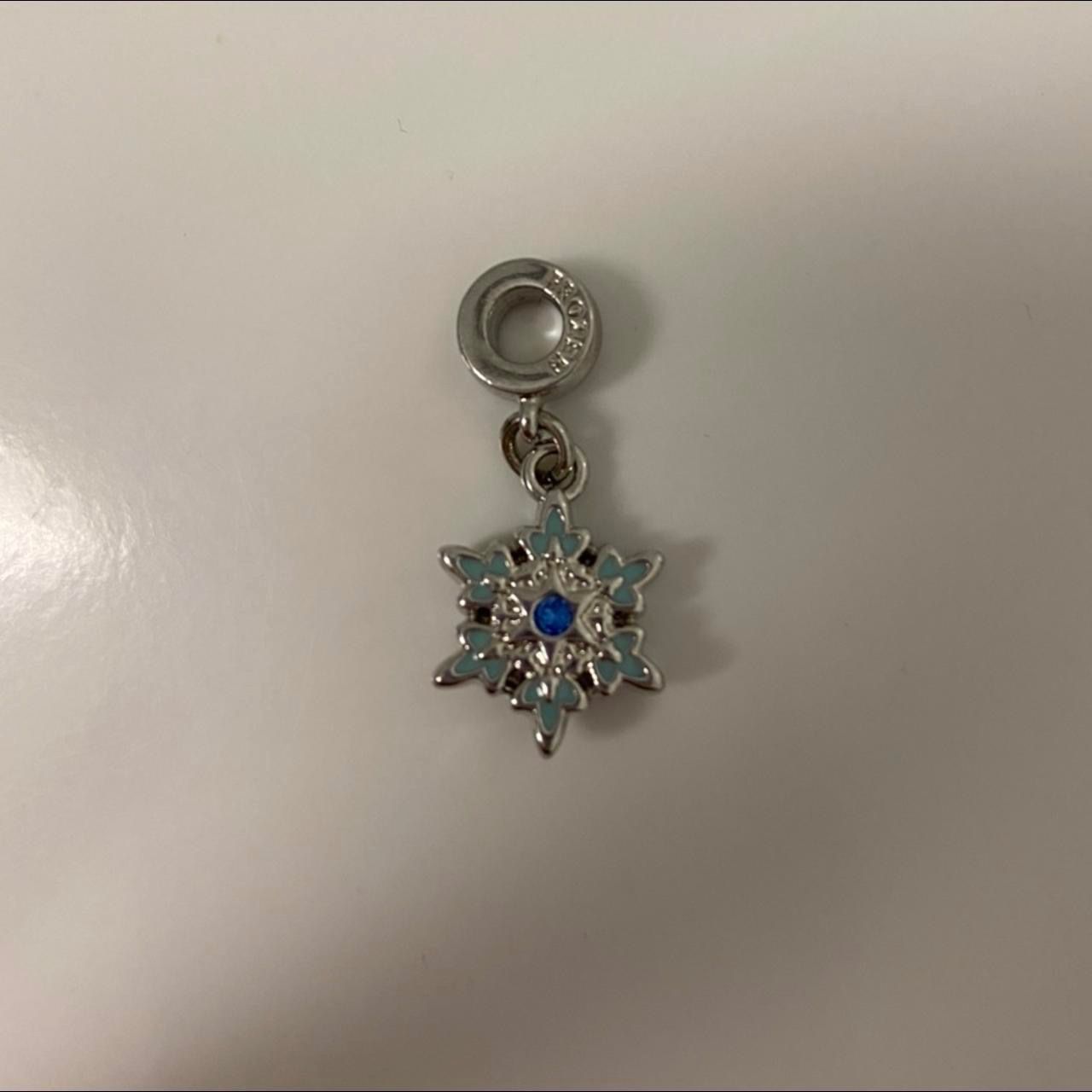Disney Anhänger: Snowflake Pendant 'Frozen' from Disney – Neu (gemäss Beschreibung) aus Zug von Lele0102 1
