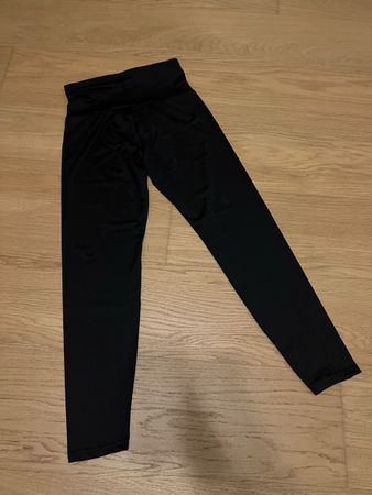 Damen Leggings schwarz mit Reissverschluss vorne Grösse S