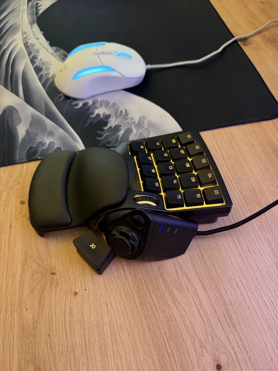 Razer Tastiere: Razer Tartarus V2 – Nuovo (secondo la descrizione) da Güttingen venduto da JeffreyGucc 5
