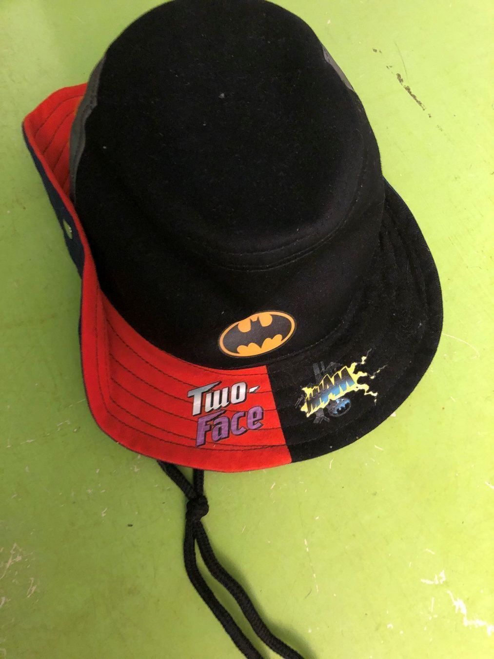 Altro abbigliamento per bambino: Batman Sonnenhut Gr.50cm – Usato da Obergerlafingen venduto da cabo4 1