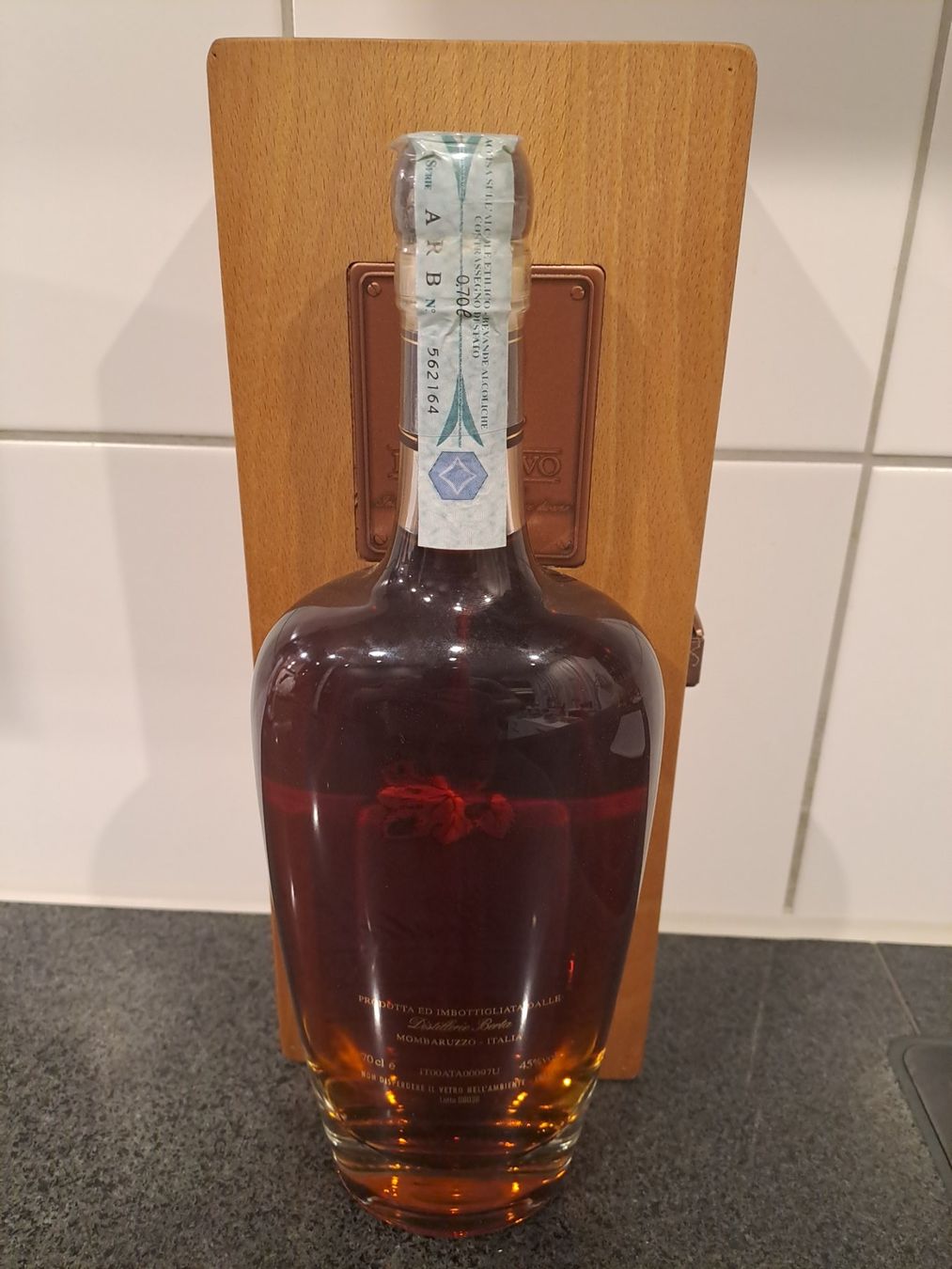 Berta Spirituosen: Berta Grappa Roccanivo 2000 mit OHK – Neu und originalverpackt aus Elsau von Kellerraeumung 4
