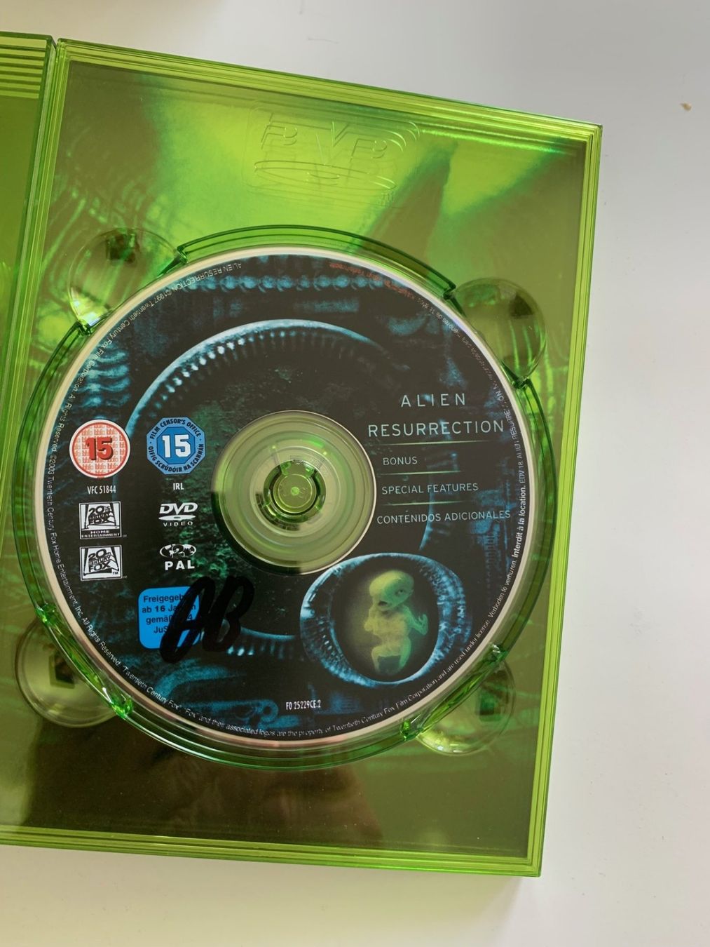 Tous les DVDs: Alien Quadrilogy * 9 DVD – D'occasion à Emmen par newdeal1970 9
