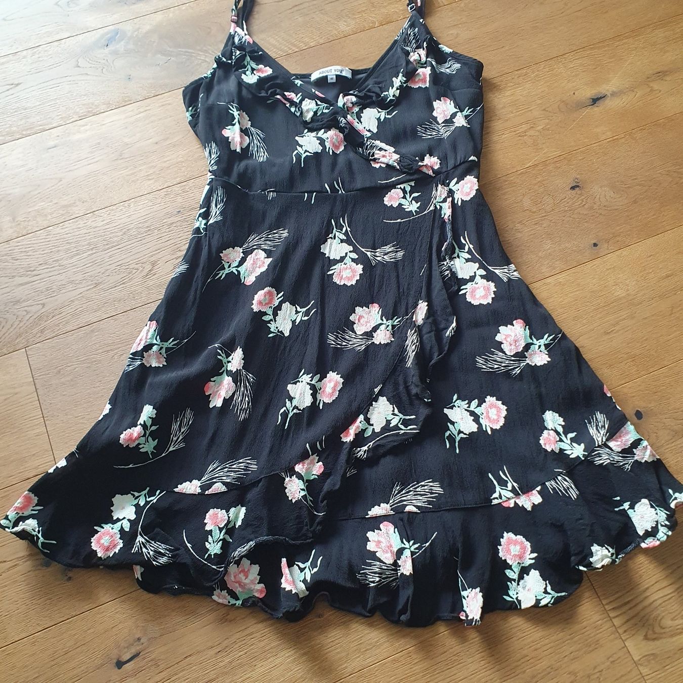 Vestiti: Kleid Grösse 40 – Usato da Römerswil LU venduto da cfm_j789