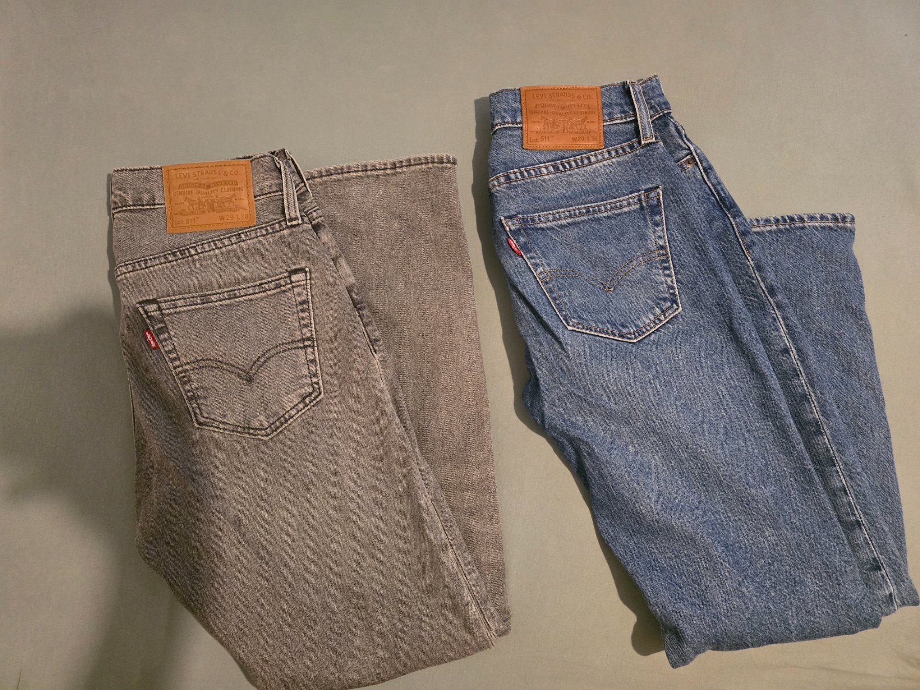 Levi's Jeans: Lot de jeans Levi's – D'occasion à Fribourg par ADGF25