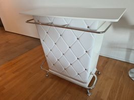Stilvoller Bar-Tresen