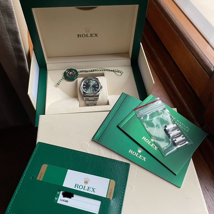Rolex Oyster Perpetual 34mm olive dial Box & Papers 114200 10