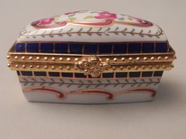 Vintage kleine Porzellan Pillendose / Kein Stempel