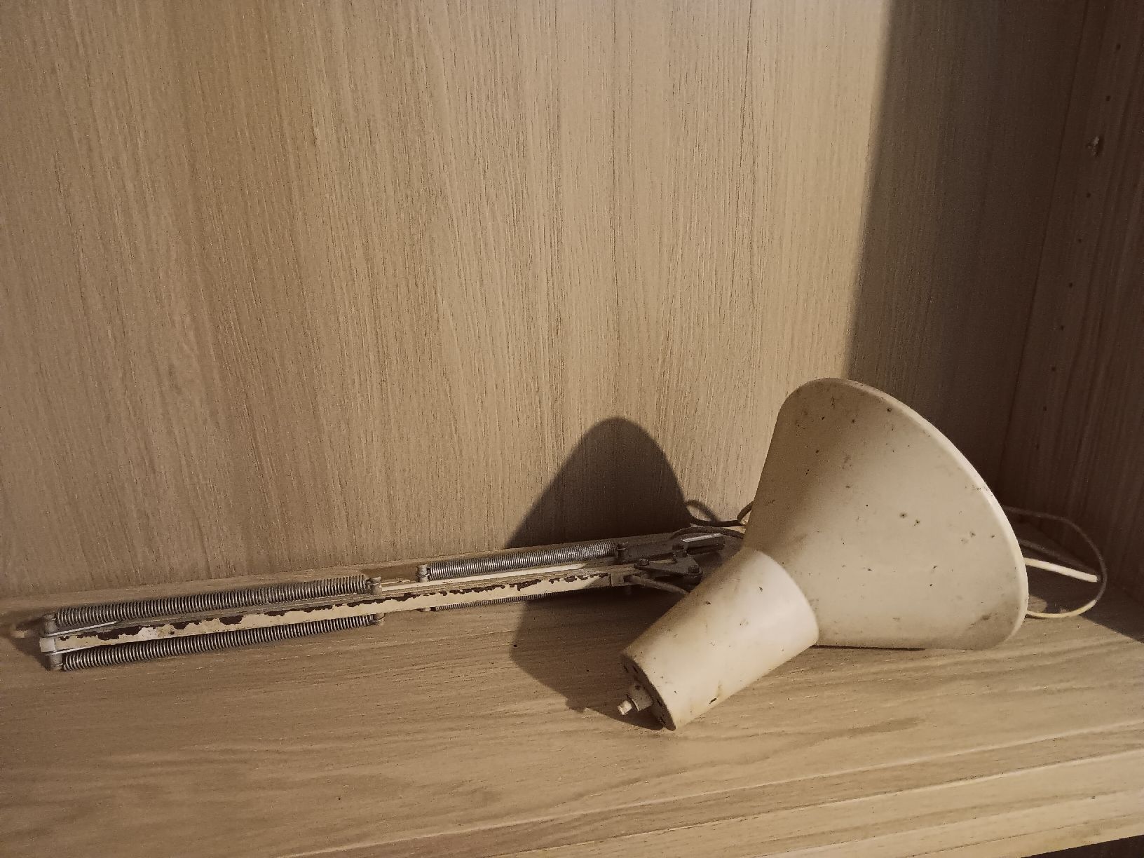 Lampen: lampe articulée d'architecte vintage – Gebraucht aus Lausanne von Grabock 5