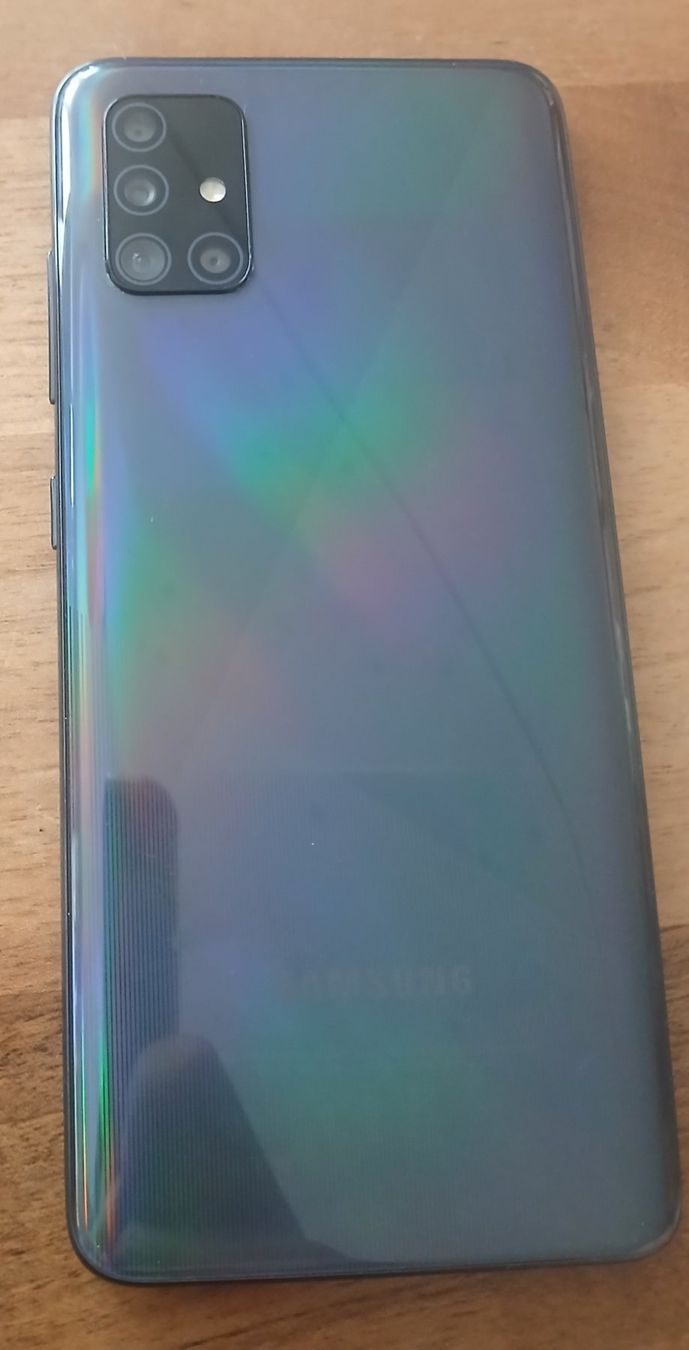 Samsung Telefoni cellulari / Smartphones: Samsung A51 – Usato da Alpnach OW venduto da flo_7xvc 1