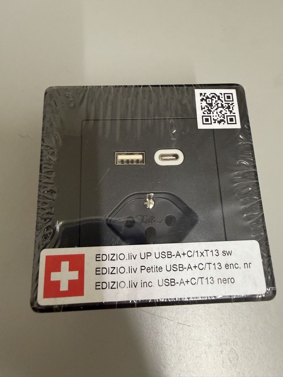 Feller Spine: Steckdose Usb-c schwarz feller – Nuovo e nell'imballaggio originale da Zürich venduto da papaplatte