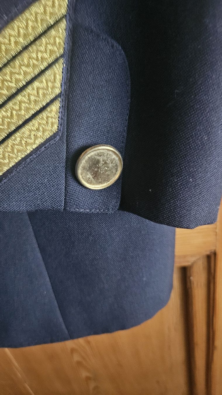 Swissair Uniformi: Swissair Piloten Uniform vintage Grösse 52 – Usato da Ettingen venduto da samiba 9