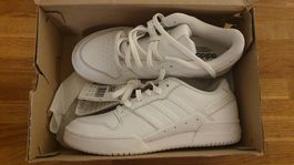 Adidas Team Court 2.0 STR Schuh Gr. 43.1/3 (9) NEU
