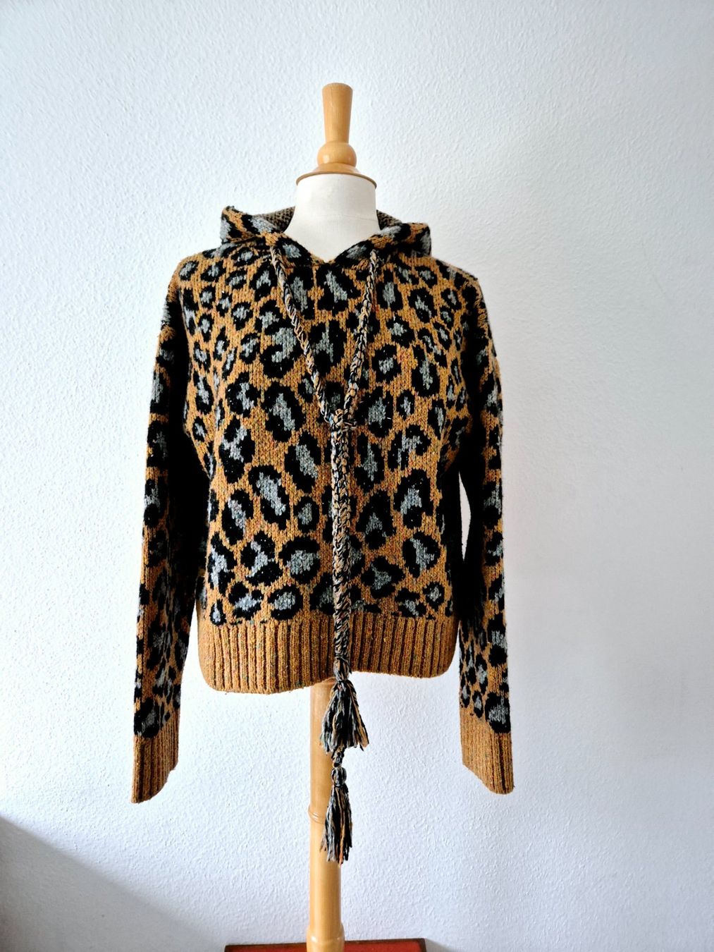 Alanui Maglioni & Felpe: ALANUI PULLOVER PULLI KAPUZE ANIMAL ITALY NP 590 , TOP – Usato da Elsau venduto da the-colorful-side 3