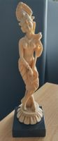 Asiatische Statue / Gottheit – Vermutlich Kunstharzguss
