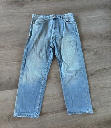 Bershka Baggy Jeans hellblau – Grösse 44