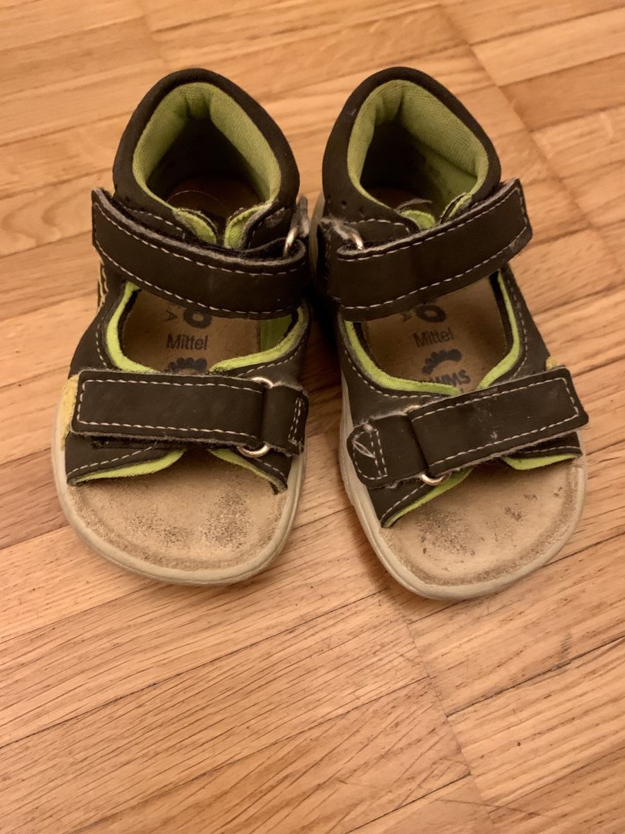Scarpe per ragazzi: Kinder Sandalen – Usato da Bern venduto da and_2mxw 1