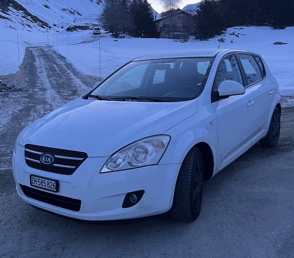 Kia Autos: KIA cee'd 1.4 – Gebraucht aus Zürich von pamleano 2